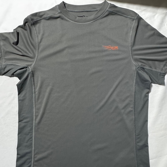 SITKA Gear Redline Performance Short Sleeve Shirt size medium. Great condition. - Picture 1 of 7